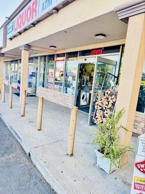 Home Bar Liquor & Deli