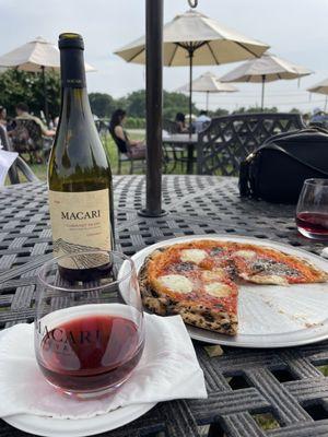 Macari Vineyards - Cutchogue Tasting Room
