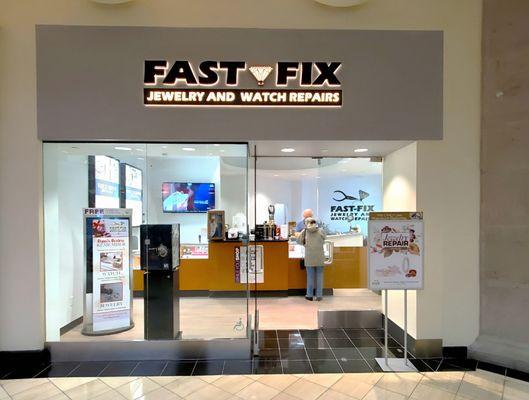 2nd Floor of The Atrium below Bloomingdale's Home Store at Fashion Island Mall