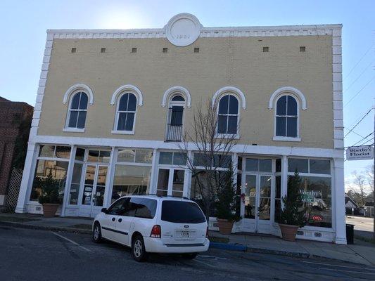 Worthys 155 N. Oak St. Batesburg SC