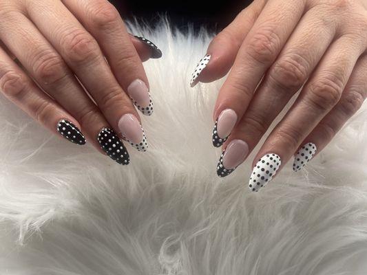 Gel-X Polka Dot obsessed