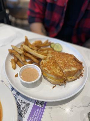 White Horse Spirits and Kitchen