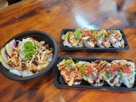 Spicy poke bowl and sandwich