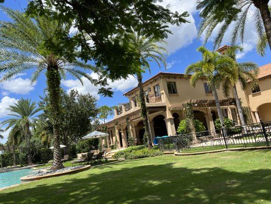 Full lawn maintenance