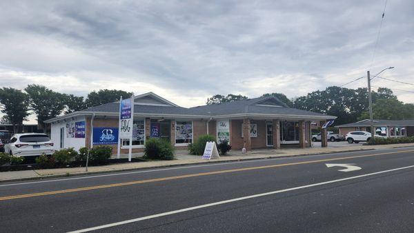 View of the whole building from street view.