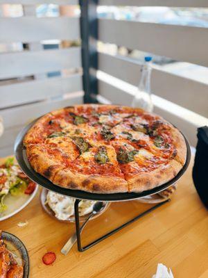 Beachwood Pizza & Beer