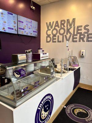 Insomnia Cookies