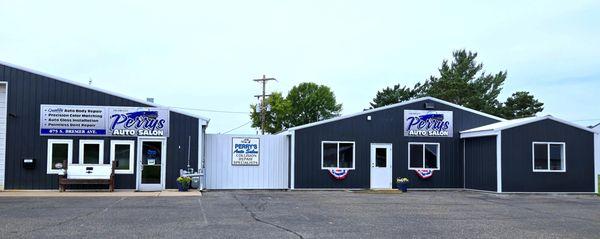 Perry's Auto Salon