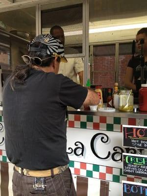 Cafe A La Cart