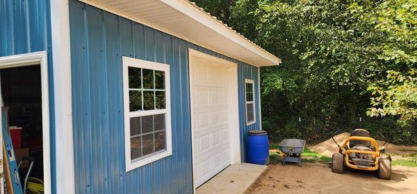 Lion Garage Door Repair & Installation