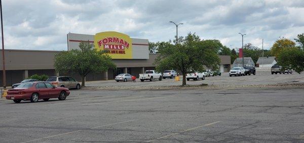 Foreman Mills on Manhattan By Lagrange and Stickney!!