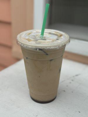 Iced Vermont Maple Syrup Latte... yum!