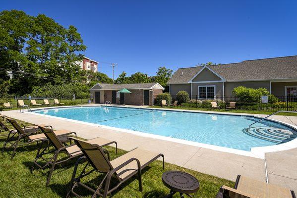 Woodland Plaza Apartments