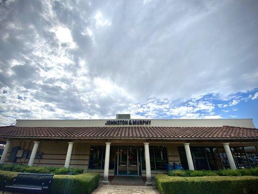 Johnston & Murphy Factory Store