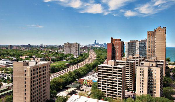 Hyde Park Tower offers great views of the Chicago skyline and Lake Michigan
