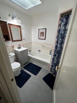 Armstrong Carpet & Linoleum