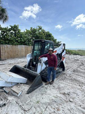 Sanchez Trimming Tree Service