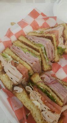 The NewYork Plaza deli sandwich.