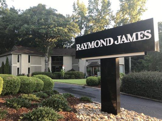 Wealth advisory services for those who value informed advice, reasonable prices and outstanding personal service.