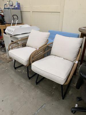 Chapel Hill Thrift LLC