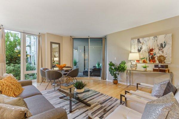 Ester Kozaczuk, Luxury Real Estate