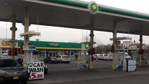 U-Haul Neighborhood Dealer