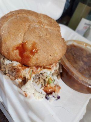 Smokin pig deli and bakery