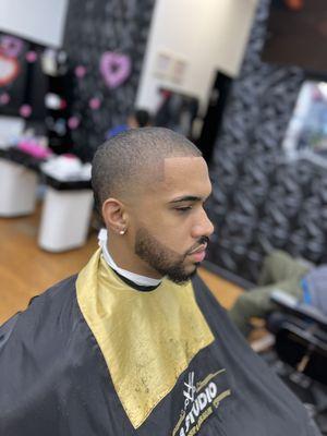 R8 Studio Barbershop and Hair Salon