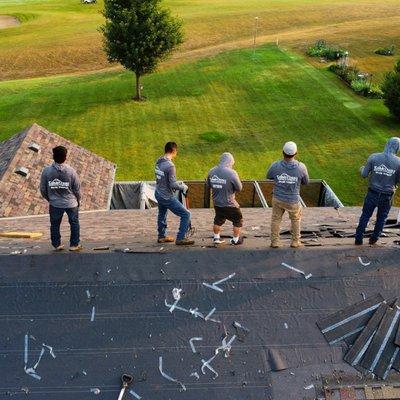 CoMitted 365 Roofing & Exteriors