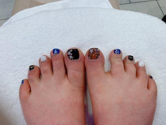 Luxury pedicure services with super cute designs, i love it, thanks to Rachel