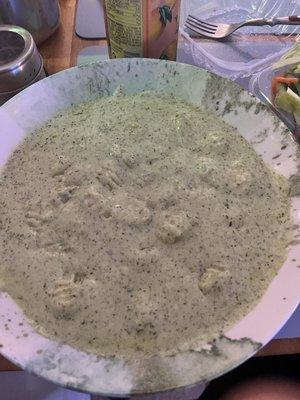 Gnocchi al pesto.