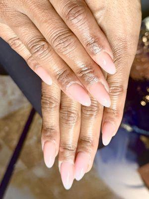 World Nails & Day Spa