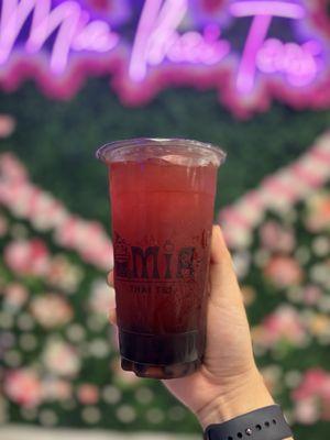 Dragon Fruit-Peach Green Tea + Honey Boba