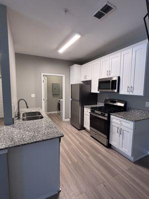 Kitchen that is quite decked out