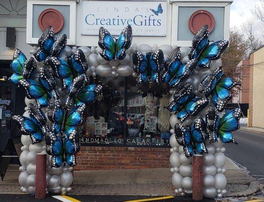 Our unique store with 40 local and U.S. artists - 80% is handmade