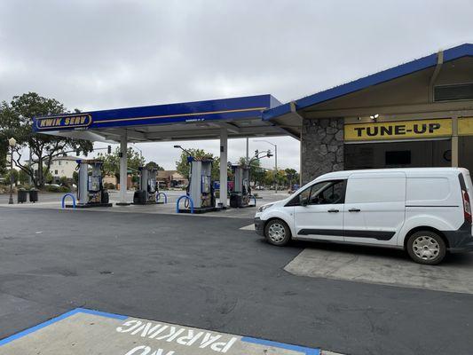 Universal Automotive