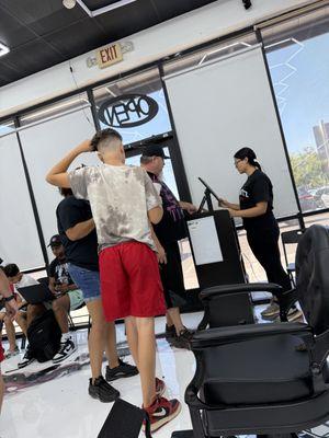 Dmnd Kutz Barbershop