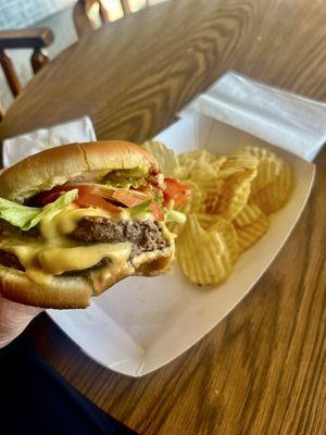 Best double cheeseburger in town by far !