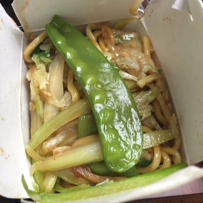 Vegetable lo mein