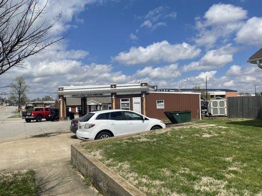 The restaurant street view