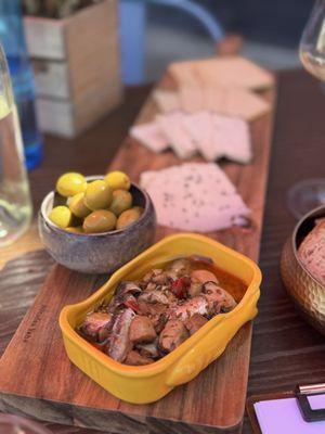 Ruth Lewandowski Wines Inc