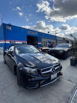 R & E Collision Center