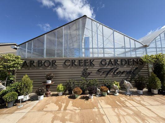 Arbor Creek Gardens & Floral