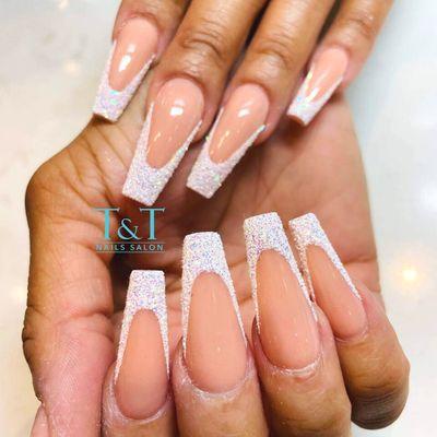 Nail art is an easy way to refresh your mood!!
ℬℴℴ ℴ ℴℯ ℴ