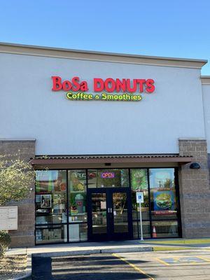 Bosa Donuts