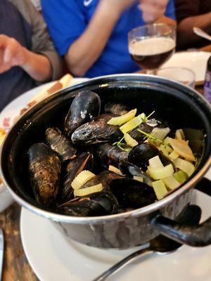 Moules Frites. $28. Provencale (tomato, garlic, and white wine.) Lighter but very tasty. Excellent mussels