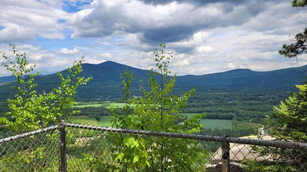 Cathedral Ledge Lookout