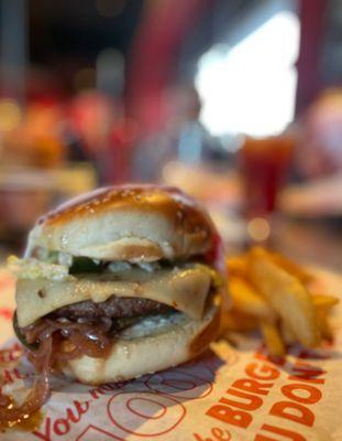 Red Robin Gourmet Burgers and Brews