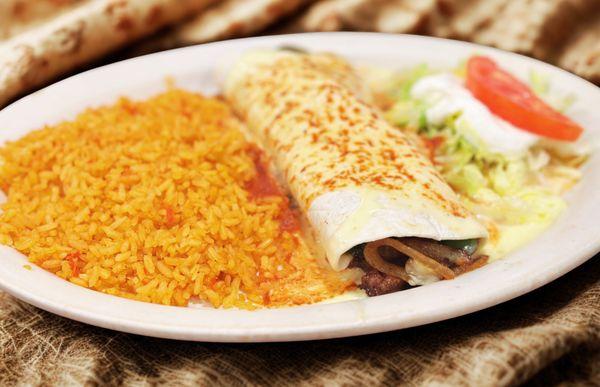 Enorme Burrito (lunch portion)