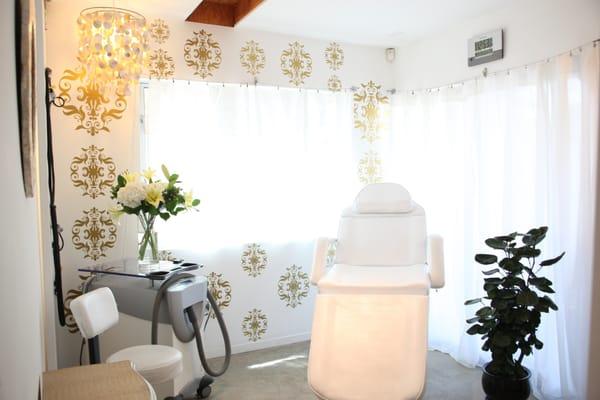 Broadway Skin Studio